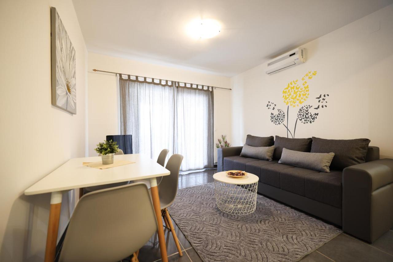 Luxury Villa Nada With Pool 돈제페트레케인 외부 사진